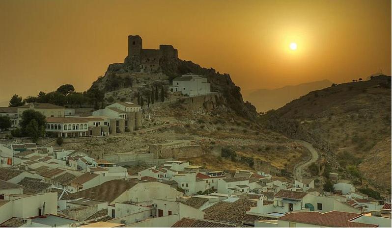 Luque Un Pueblo Con Encanto Екстериор снимка