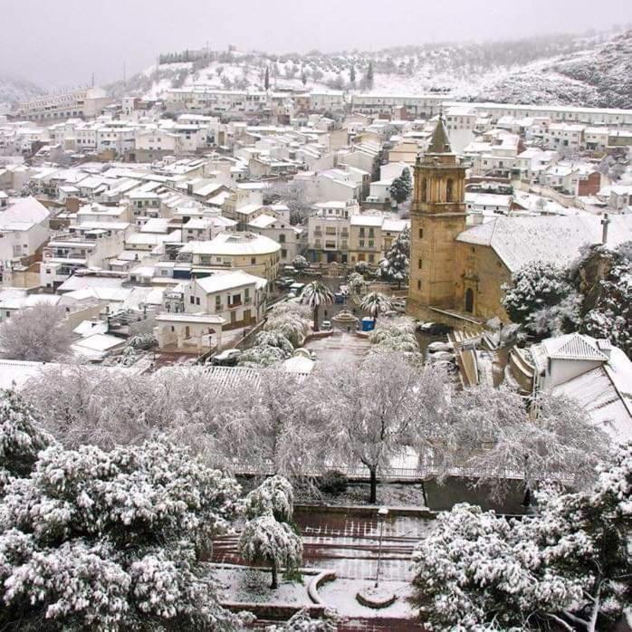 Luque Un Pueblo Con Encanto Екстериор снимка
